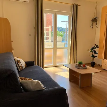 Apartment Nela *