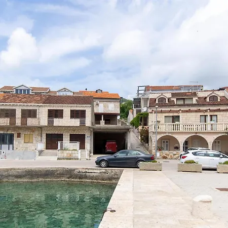 Nela Apartamento Brna