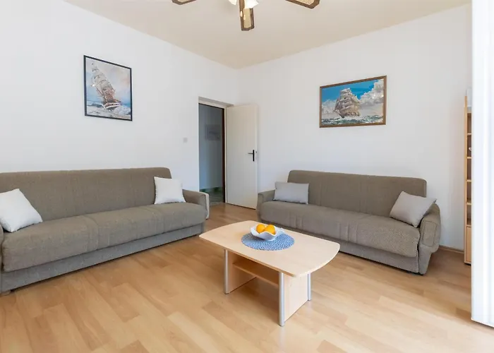 Apartament Nela *
